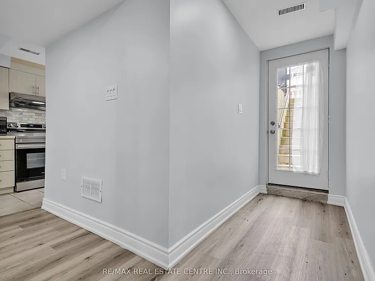 42 Baha Cres #BASEMENT — Photo 4