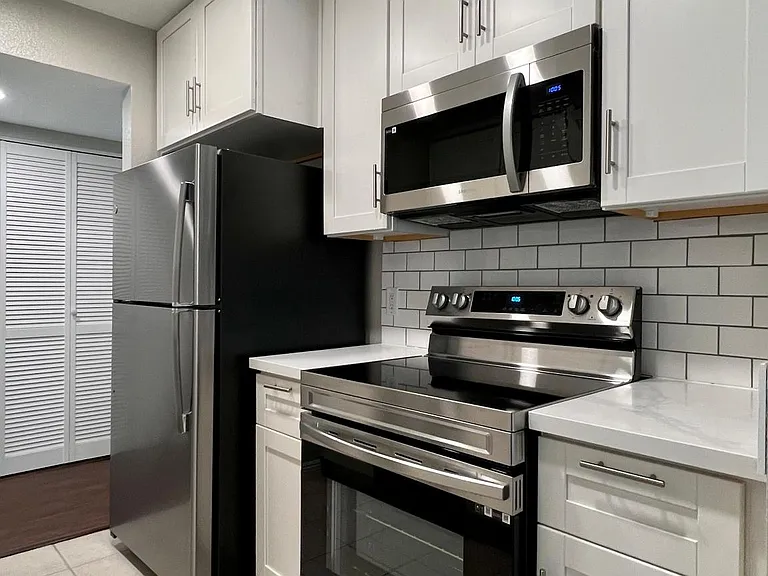 4080 Rosenda Ct #204 — Photo 2