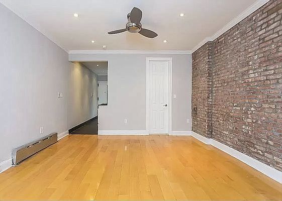 1st image of 110 Bedford St APT 3
