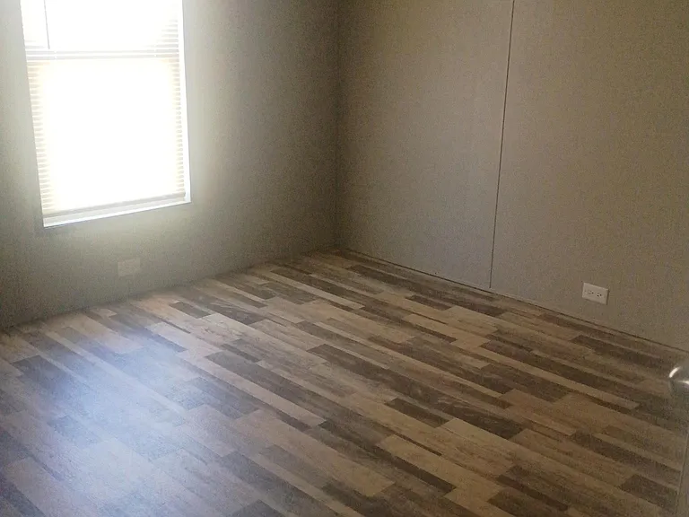 2222 E 8th St #16 — Photo 18