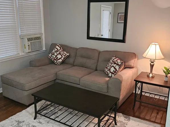 821 Chestnut St, South Charleston, WV 25309