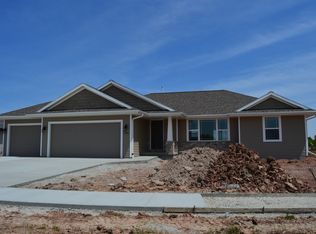 3832 Scotchman Cir, Green Bay, WI 54311