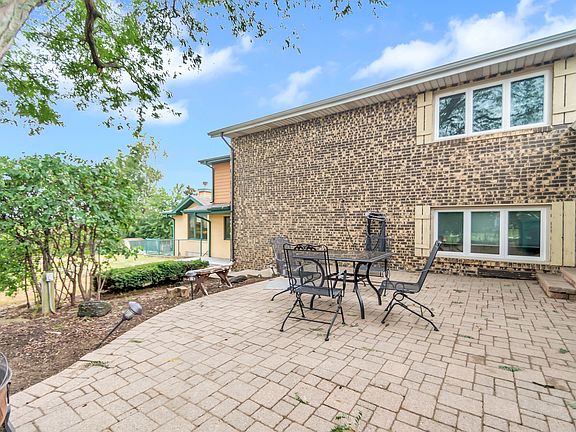 3rd image of 8001 Salvatori Ct