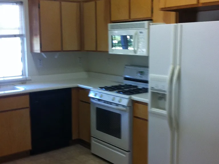 4108 Atlantis Dr — Photo 4