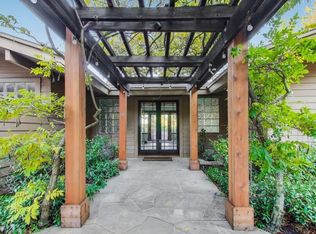 28 Meadow Rd, Woodside, CA 94062