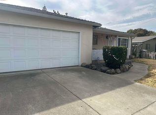 2954 Turpin Ave, Riverbank, CA 95367