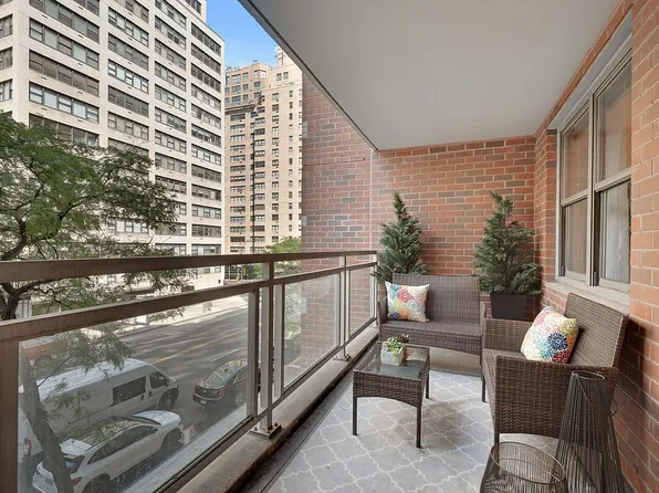 360 E 72nd St APT A307, New York, NY 10021
