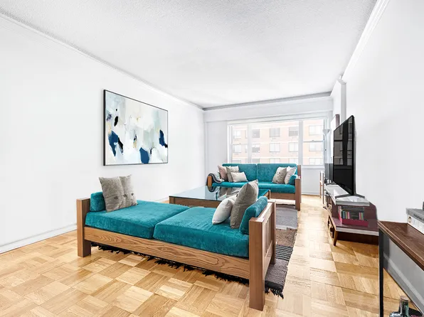 60 East 8th Street image 1 of 9