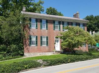 137 S Main St, Bethel, OH 45106