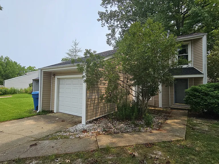 1520 Bridle Creek Blvd — Photo 1