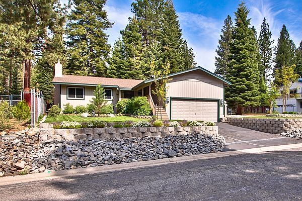 1st image of 1011 Golden Bear Trl