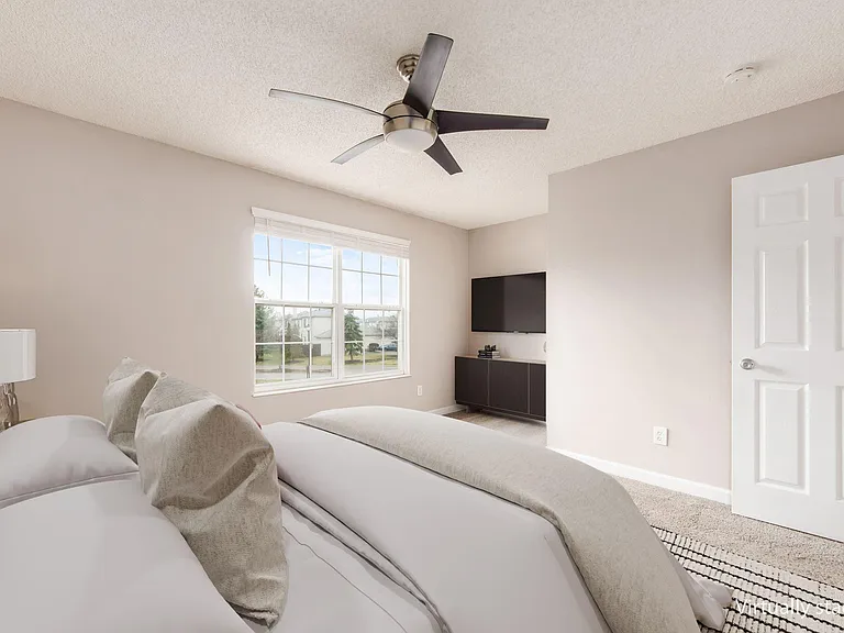 1807 Hobbes Dr — Photo 13