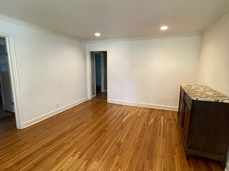 3008 S Cincinnati Ave — Photo 6