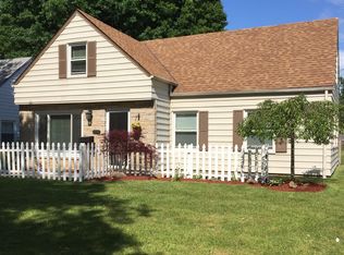 6747 Beresford Ave, Parma Heights, OH 44130