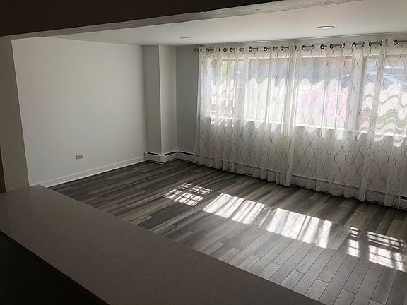 3rd image of 4605 N Sayre Ave #1G