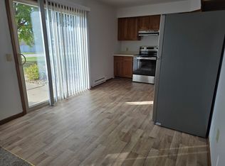 210 Howard St APT 7, Poynette, WI 53955