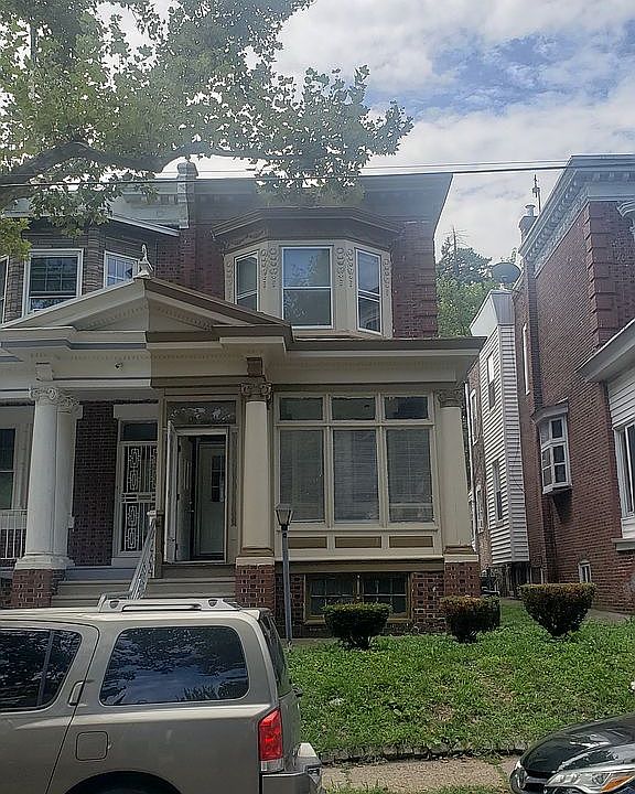 1st image of 1426 Lindley Ave