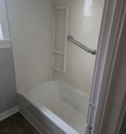 4th image of 501 Grand Ave #501