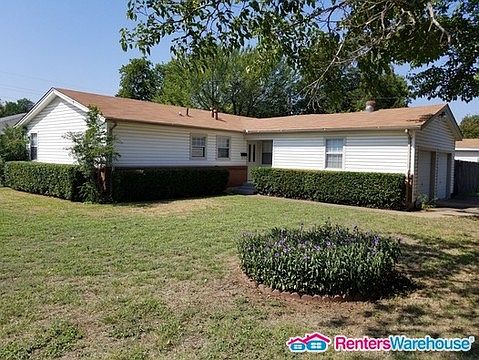 1st image of 221 Anderson Dr