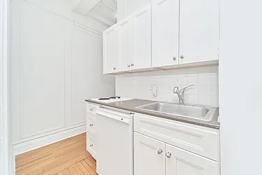 Rented by Living New York