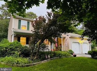 1 Marybeth Ct, Jackson, NJ 08527