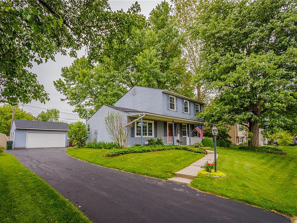 1st image of 209 Brentwood Dr