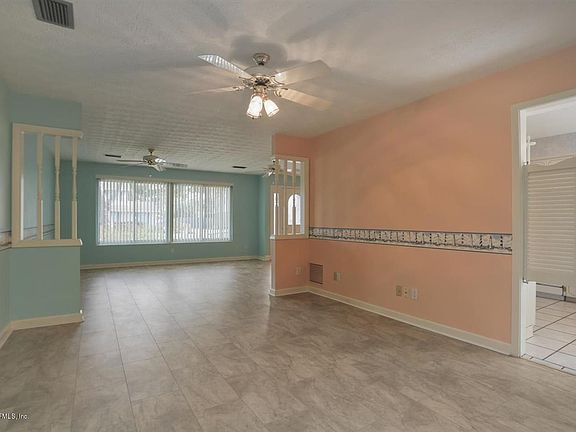 3rd image of 1418 Grandview Dr