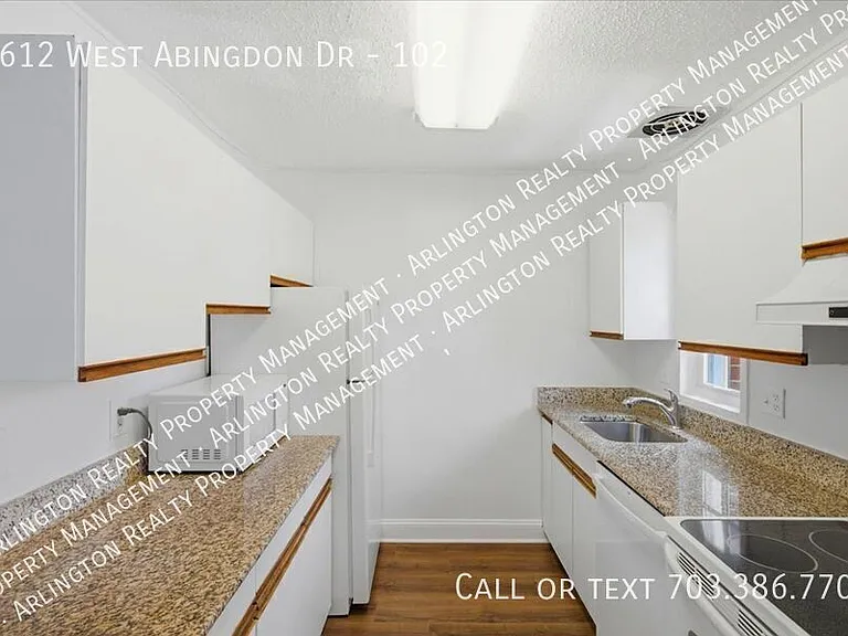1612 W Abingdon Dr #102 — Photo 6