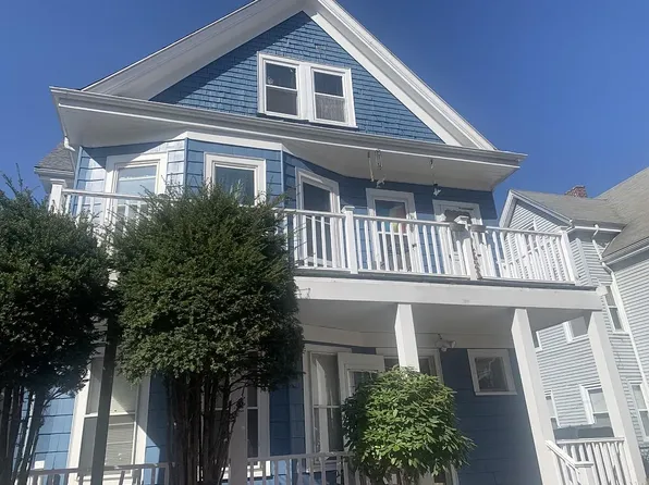 118 Draper St #2, Dorchester, MA 02122