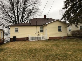 1422 Leesburg Rd, Fort Wayne, IN 46808