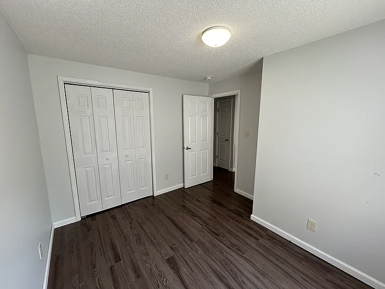 713 N High St — Photo 9