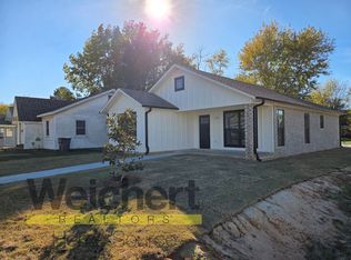 834 N 3rd St, Paragould, AR 72450