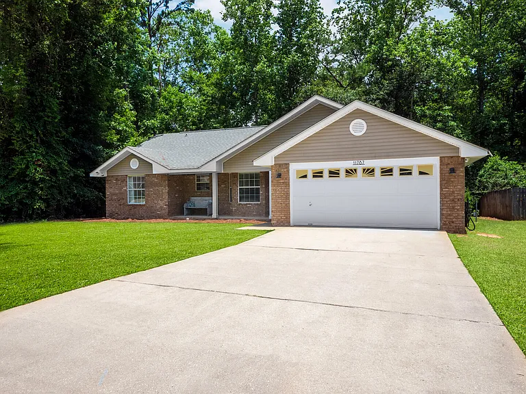 Balsam Ct — Photo 3