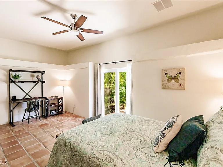 1291 Caloosa Dr — Photo 23