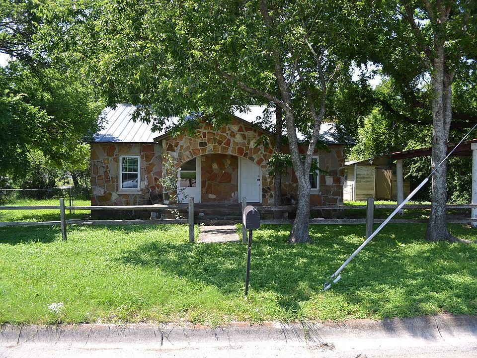 408 E North Ave, Lampasas, TX 76550 Zillow