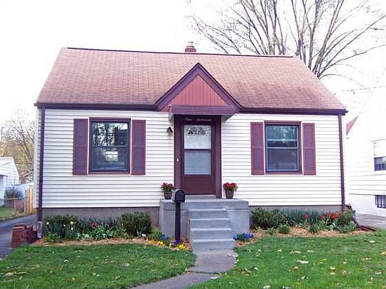2nd image of 917 W Ashland Ave
