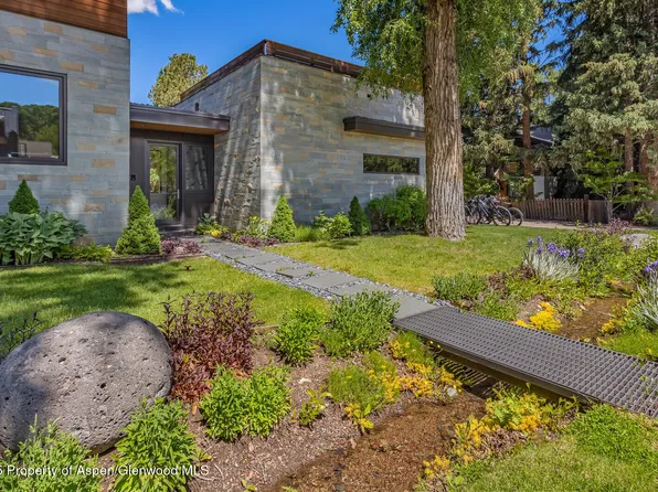 700 W Smuggler St, Aspen, CO 81611