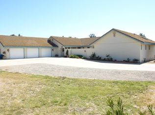 940 Spring Grove Rd, Hollister, CA 95023