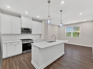 3154 Finchborough Ct, Charlotte, NC 28269