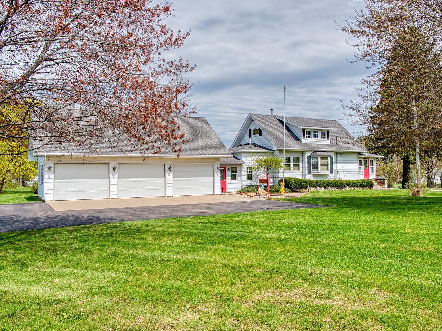 7824 Bancroft Rd, Bancroft, MI 48414 Zillow