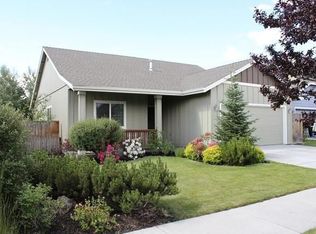 21167 Copperfield Ave, Bend, OR 97702