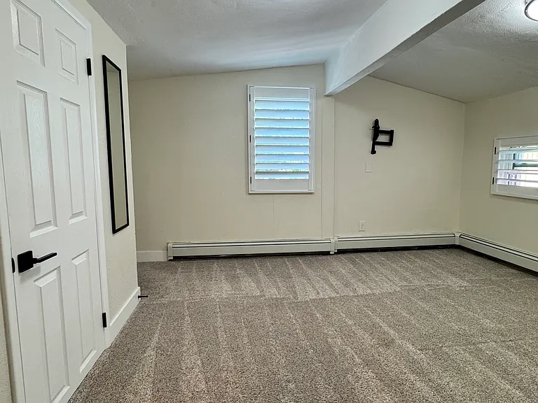 1089 W Stanford Ave — Photo 5