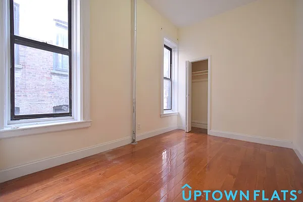 Rented by Uptown Flats LLC | media 7