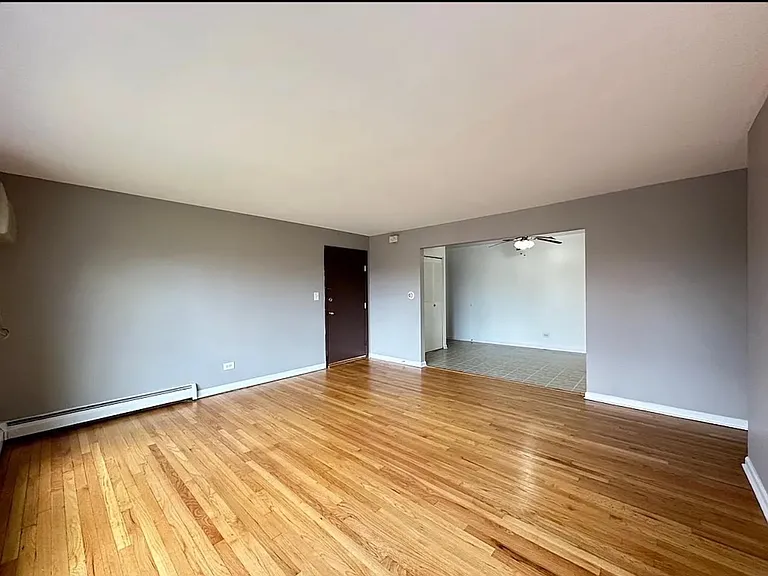 430-40 Stevens Dr — Photo 3