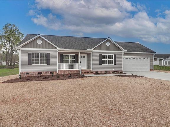 3rd image of 120 Lonehart Ln
