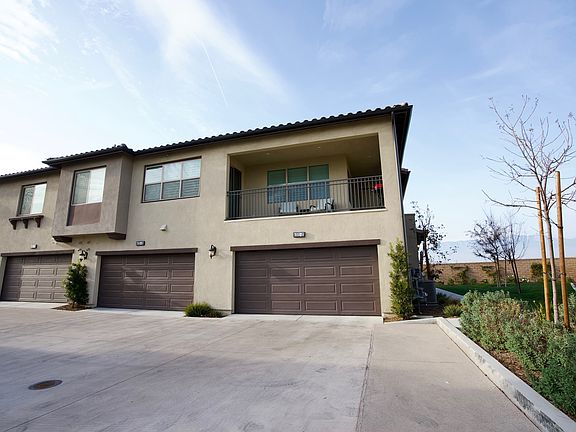 2nd image of 4321 S Cantos Paseo #25