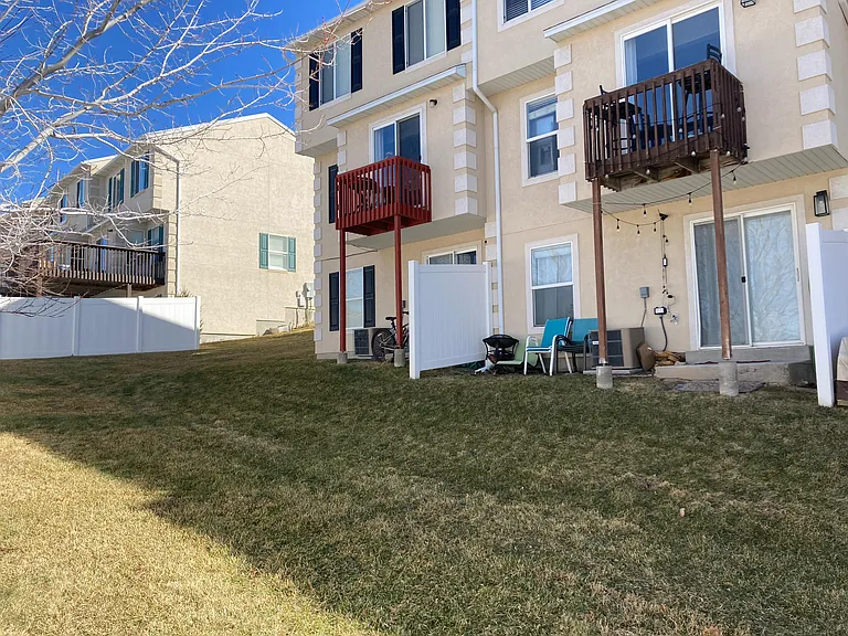 353 E Braidhill Dr — Photo 26