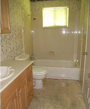 5th image of 3037 Lakewood Dr
