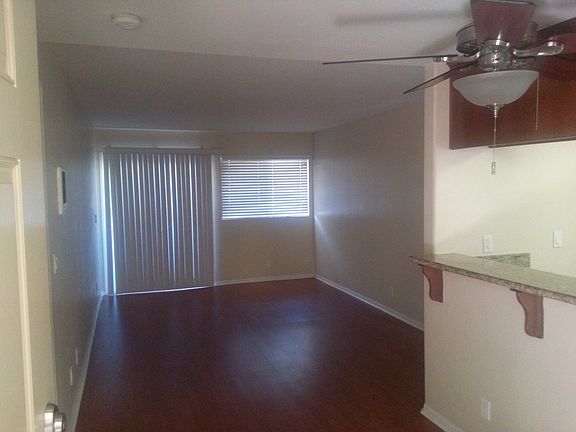 2nd image of 4102 Marlborough Ave APT 106