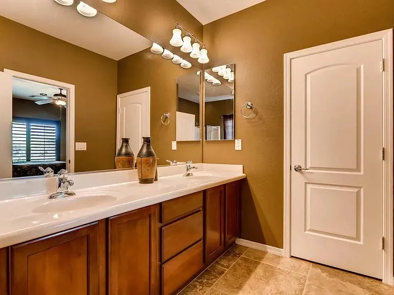 1703 W Big Oak St — Photo 22